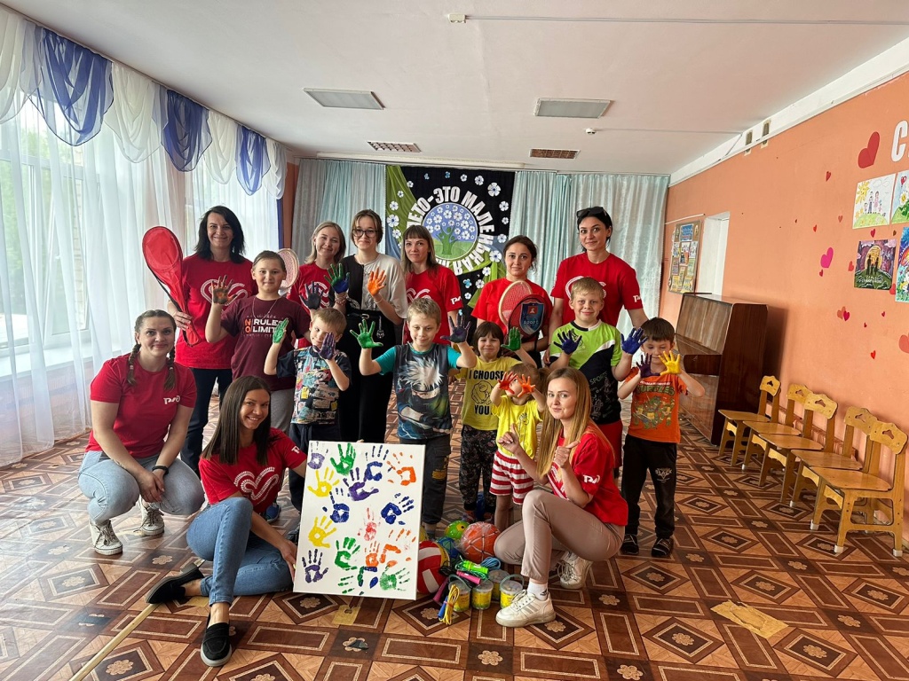 В Тверской области волонтеры с ОЖД провели праздник для детей из реабилитационного центра