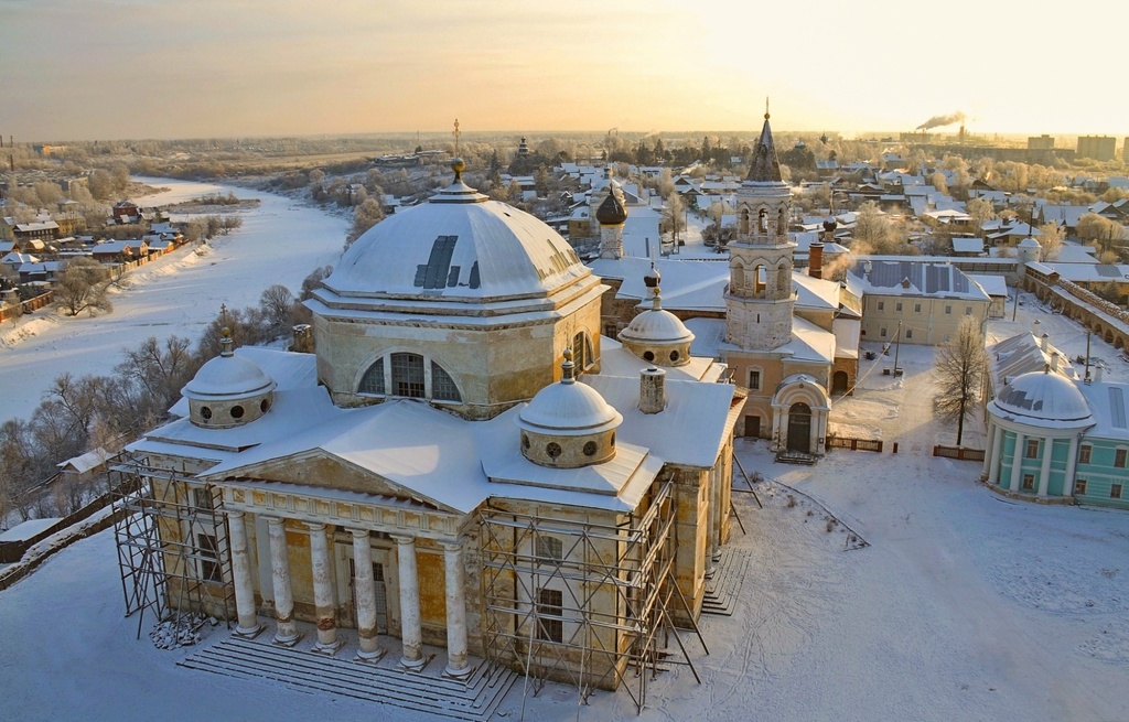 В Торжке Борисоглебский монастырь впервые за долгое время открылся для экскурсий