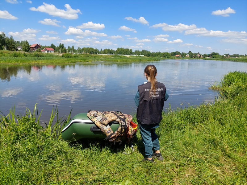 В Тверской области под Кимрами ребенок выпал из лодки и поранился о винт