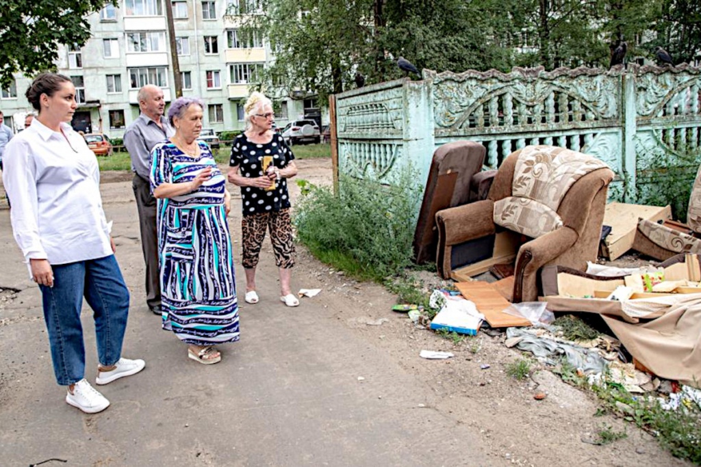 В Тверской области Юлия Саранова помогла конаковцам убрать незаконные свалки 