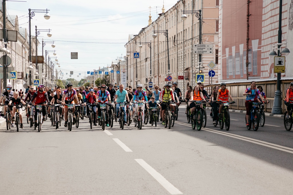 В Твери в выходные прошел фестиваль «Площадь Добра» и велопарад