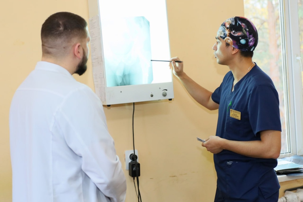 В Твери в Больнице скорой медицинской помощи оперативно оперируют пациентов с переломами шейки бедра
