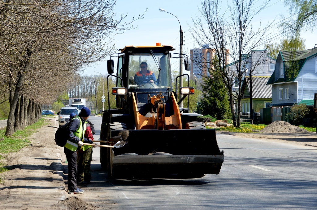 В Твери на прошлой неделе увеличили объем работ по уборке дорог