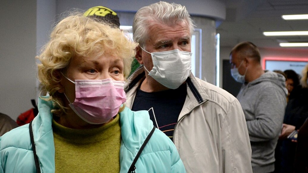 В Тверской области коронавирусом чаще болеют люди среднего возраста