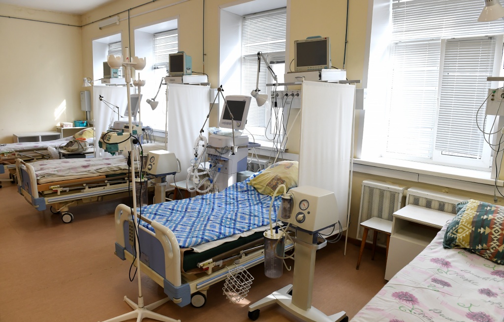 В тверских больницах разворачивают дополнительные койки на случай вспышки заболевания