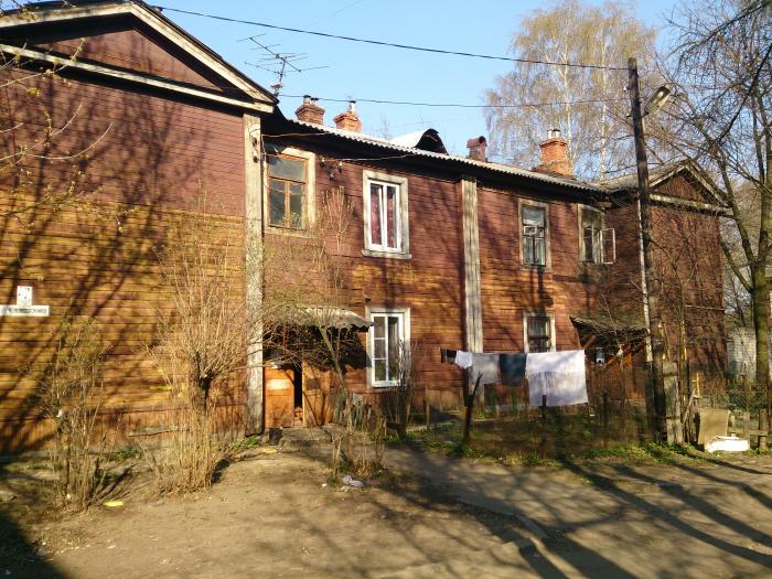 В Твери расселят жителей аварийного дома с улицы Железнодорожников