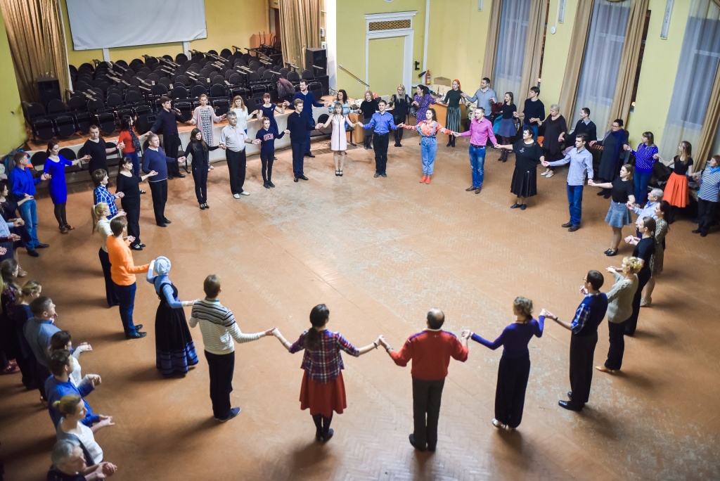 В Твери бальное движение «Империя» приглашает на бесплатное обучение танцам