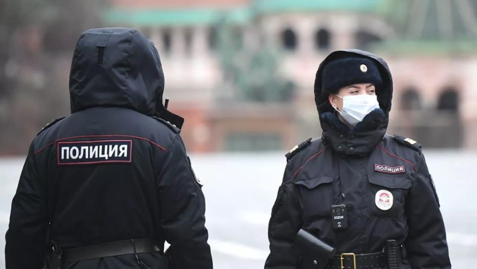 В Тверской области полицейские включились в борьбу с коронавирусом