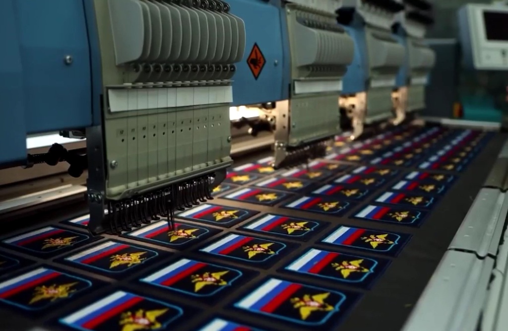 В Торжке Никифоровская мануфактура развивает золотное шитье на новый лад