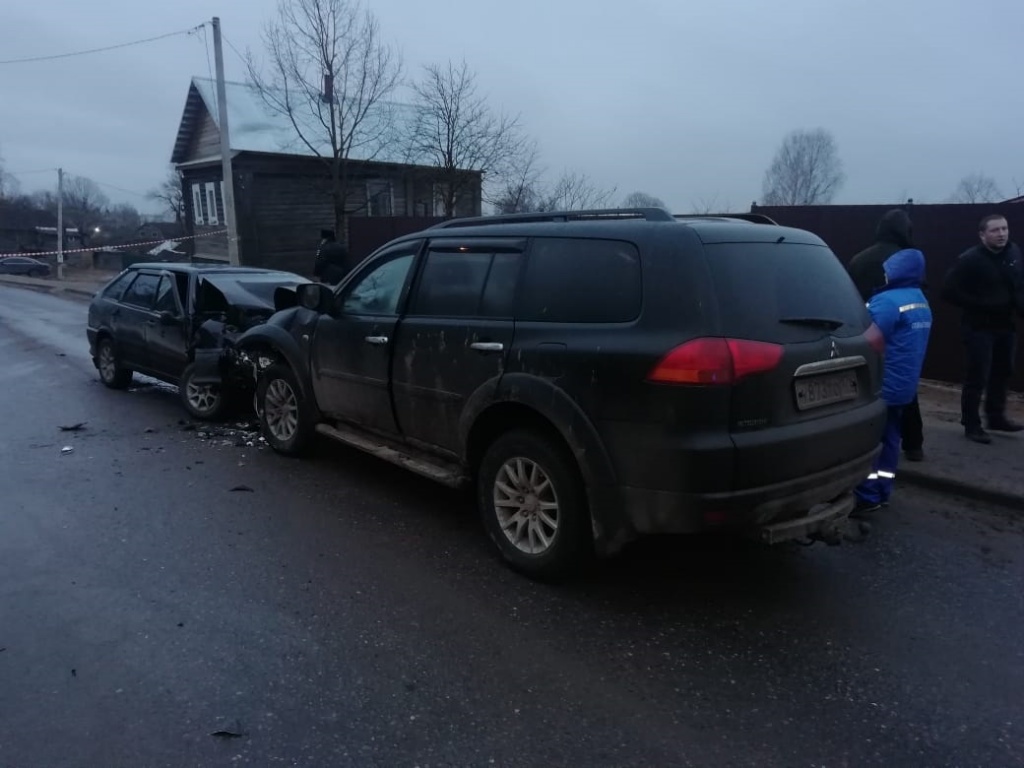 В Тверской области юная женщина-водитель погибла в «лобовом» ДТП
