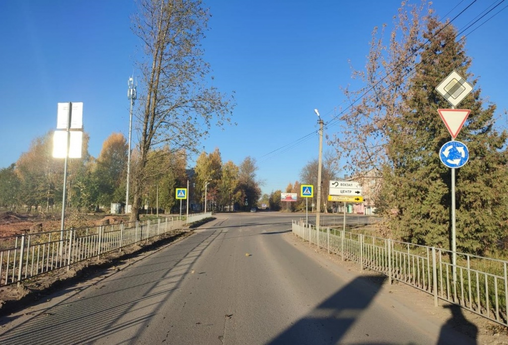 В Тверской области трезвый водитель снес на переходе двух подростков