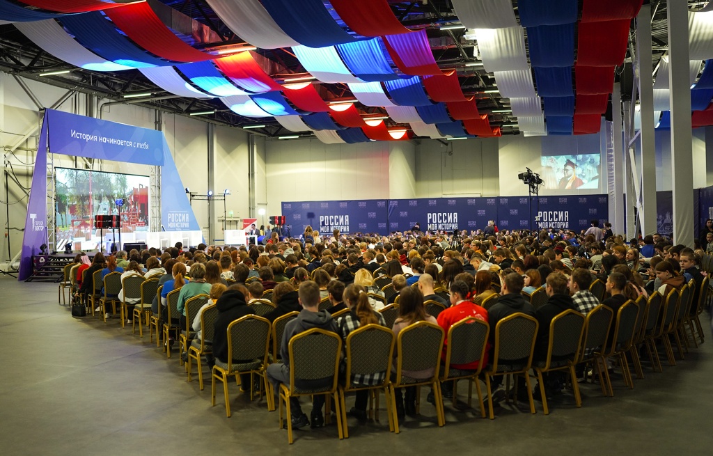 Тысячи школьников Тверской области выбрали «Билет в будущее»