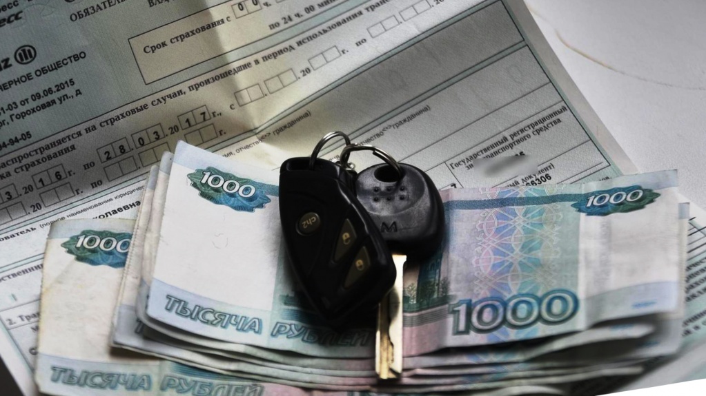 В Тверской области автовладельца обязали вернуть деньги страховщикам 