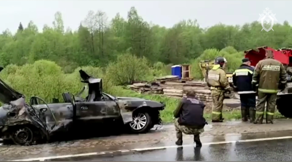 В Тверской области в ДТП на мосту под Рамешками погибли четверо мужчин, ребенок спасся