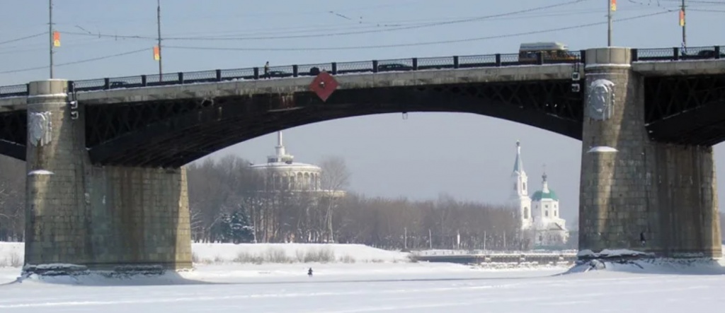 В Твери устранят дефекты на Нововолжском мосту. Дорогу перекрыли на 2 дня