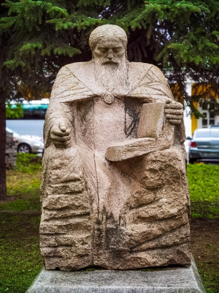 Памятник Святителю Симеону в Твери