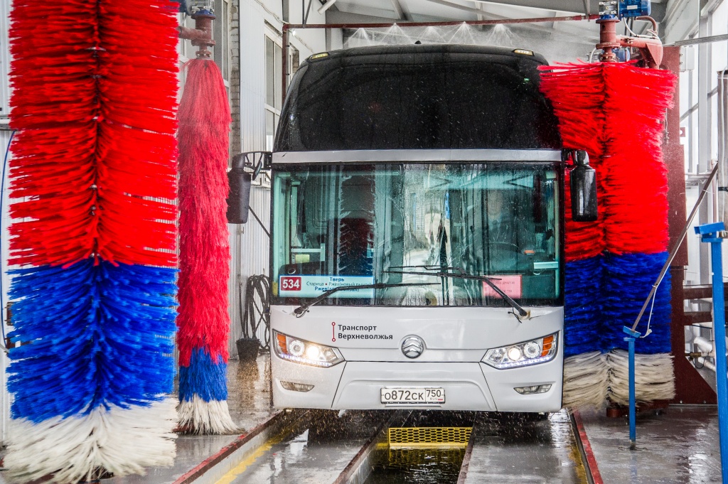 В Твери «Верхневолжское АТП» проверяет и чистит автобусы к лету