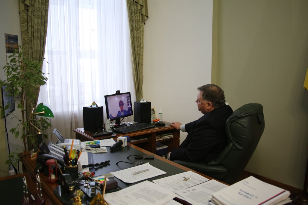 Евгений Пичуев на видеоконференции "Здоровый университет"