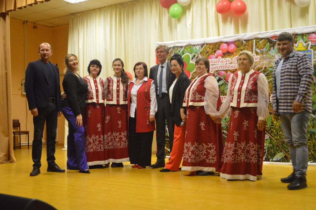 В Тверской области в селе Рождествено Калининского округа провели фестиваль клюквы
