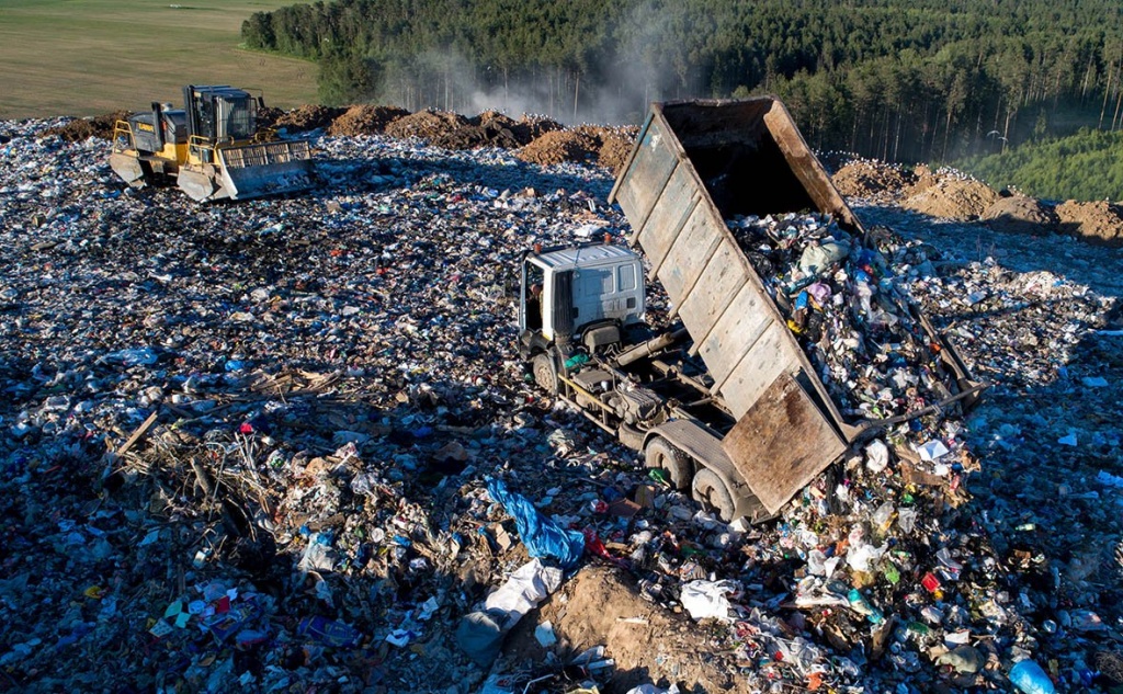 В Тверской области незаконно утилизировали мусор на 10 млн рублей