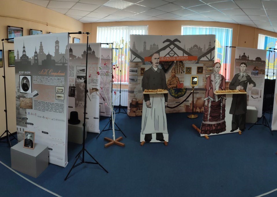 Тверская область привезла в ЛНР сразу четыре выставки о своём культурном наследии