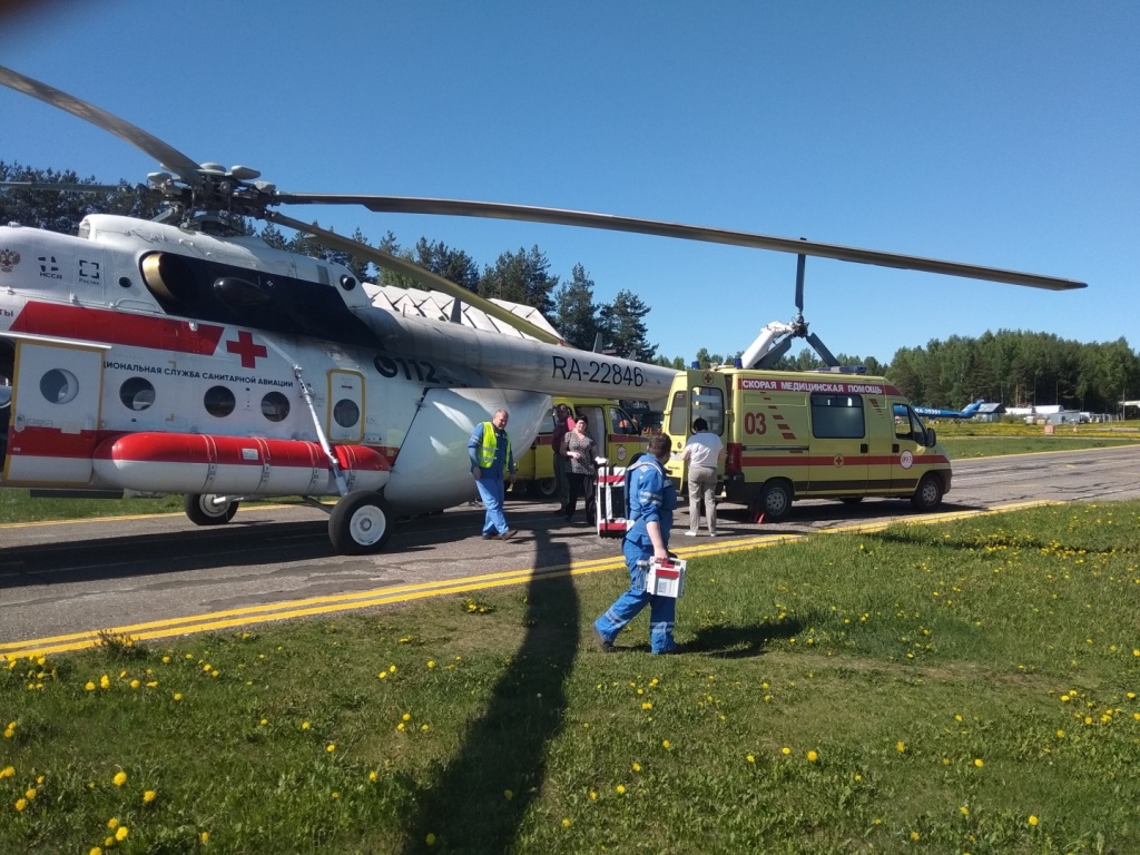 В Тверской области врачи санавиации спасли новорожденного