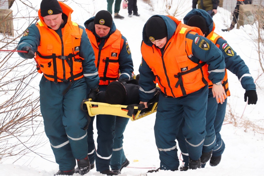 В Тверской области спасатели отработали действия при весеннем половодье