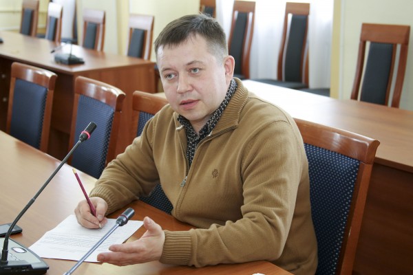 В Твери депутат Юровский заявил, что школам нужна помощь
