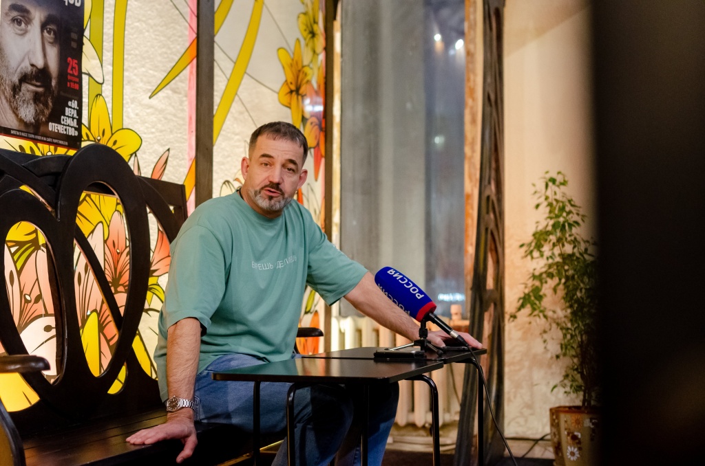 Дмитрий Певцов в Твери: «Для меня семья – это малая церковь»