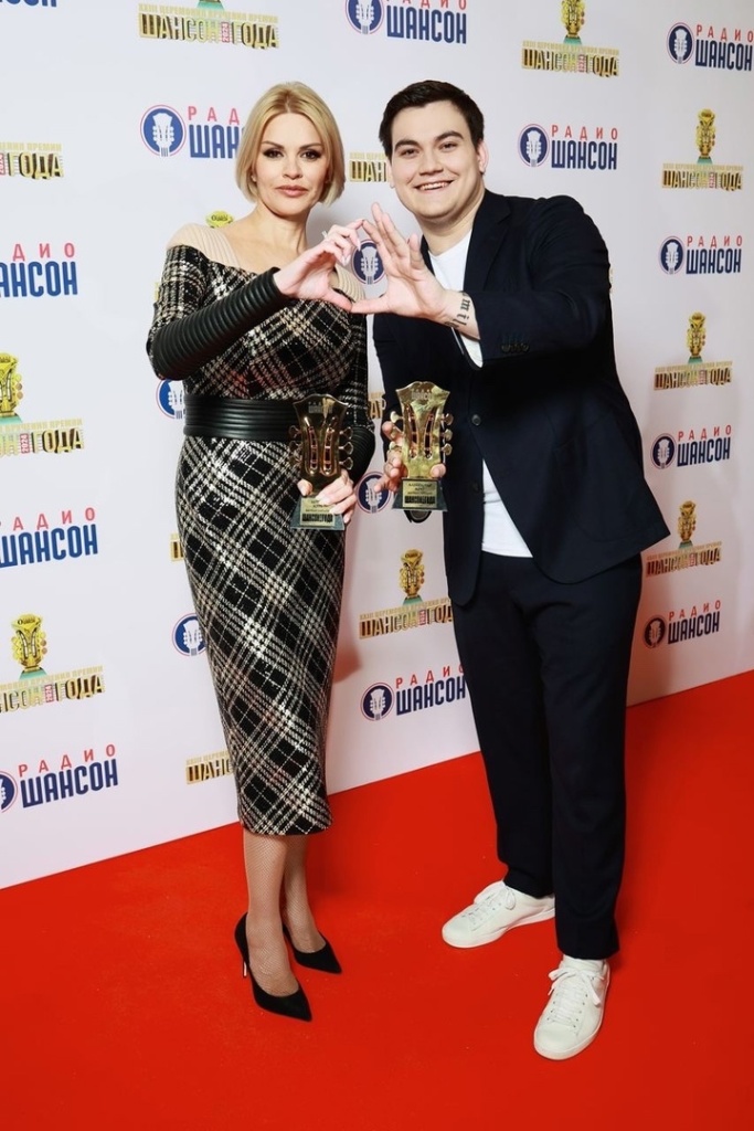 Жена и сын Михаила Круга стали лауреатами премии «Шансон года – 2024»