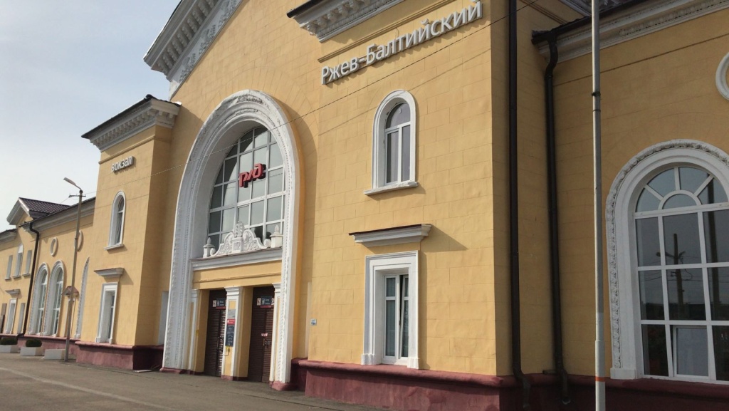 На станции Ржев-Балтийский транспортная полиция сняла с поезда 31-летнего хулигана